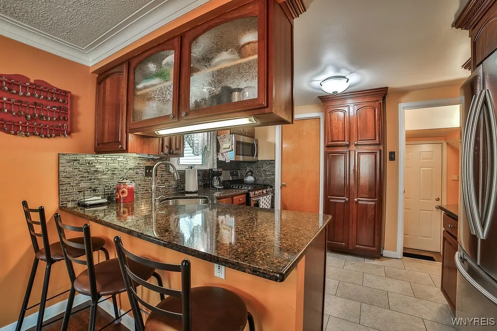 126 Stoneleigh Avenue, Tonawanda, New York 14223, Tonawanda, New York 14223, 4 Bedrooms Bedrooms, 8 Rooms Rooms,2 BathroomsBathrooms,Residential,For Sale,126 Stoneleigh Avenue, Tonawanda, New York 14223,B1628198