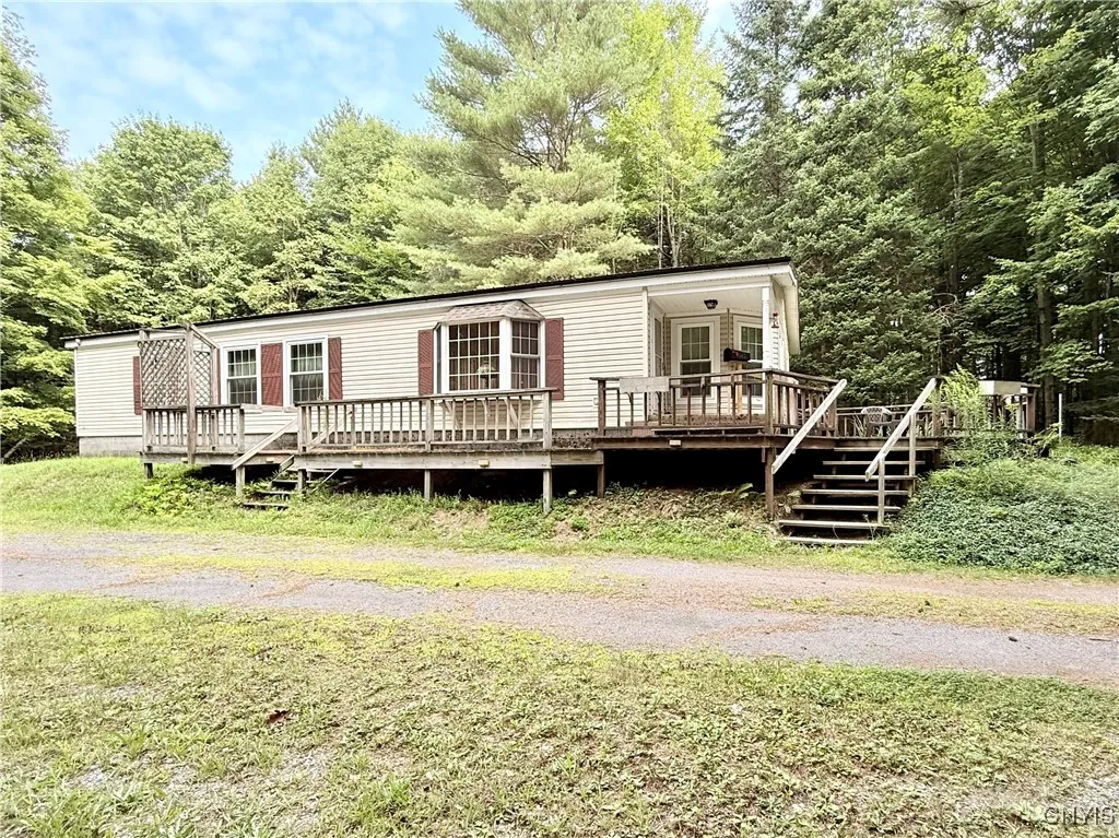 9565 Steiner Road, New Bremen, New York 13327, New Bremen, New York 13327, 3 Bedrooms Bedrooms, 7 Rooms Rooms,2 BathroomsBathrooms,Residential,For Sale,9565 Steiner Road, New Bremen, New York 13327,S1629372