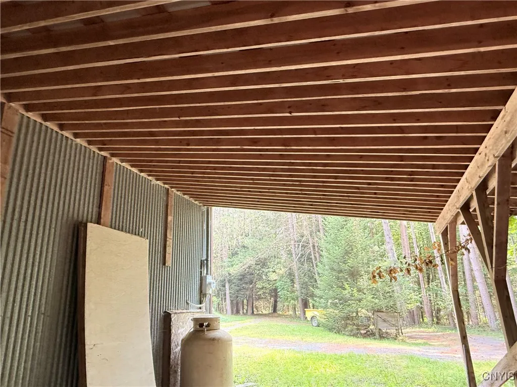 re-enforced roof of lean-to