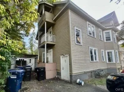 2401 Midland Avenue, Syracuse, New York 13205, Syracuse, New York 13205, 8 Bedrooms Bedrooms, ,3 BathroomsBathrooms,Residential,For Sale,2401 Midland Avenue, Syracuse, New York 13205,S1627460