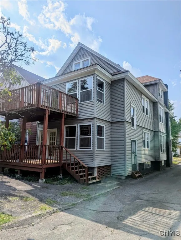 139-41 Whittier Avenue, Syracuse, New York 13204, Syracuse, New York 13204, 4 Bedrooms Bedrooms, ,2 BathroomsBathrooms,Residential,For Sale,139-41 Whittier Avenue, Syracuse, New York 13204,S1629259