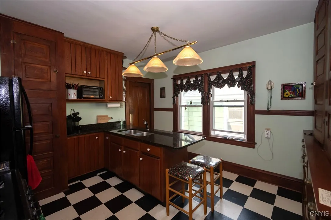 139-41 Whittier Avenue, Syracuse, New York 13204, Syracuse, New York 13204, 4 Bedrooms Bedrooms, ,2 BathroomsBathrooms,Residential,Closed,139-41 Whittier Avenue, Syracuse, New York 13204,0,S1629259