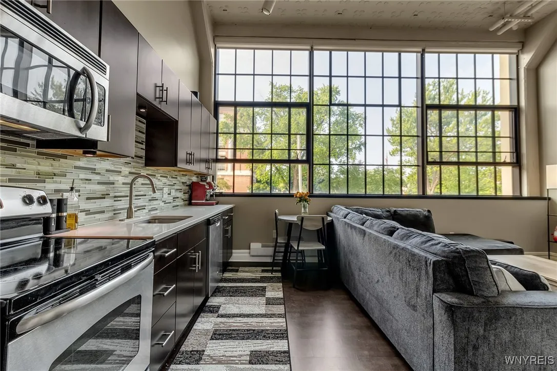 2917 Main Street 113, Buffalo, New York 14214, Buffalo, New York 14214, 2 Bedrooms Bedrooms, 4 Rooms Rooms,1 BathroomBathrooms,Residential,For Sale,2917 Main Street 113, Buffalo, New York 14214,B1629374