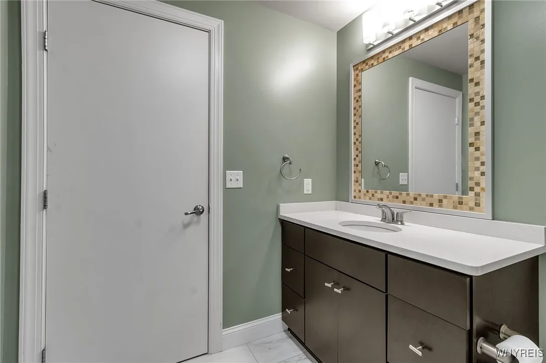 2917 Main Street 113, Buffalo, New York 14214, Buffalo, New York 14214, 2 Bedrooms Bedrooms, 4 Rooms Rooms,1 BathroomBathrooms,Residential,For Sale,2917 Main Street 113, Buffalo, New York 14214,B1629374