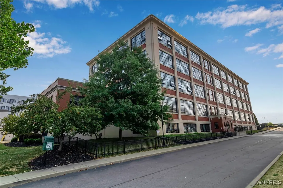 2917 Main Street 113, Buffalo, New York 14214, Buffalo, New York 14214, 2 Bedrooms Bedrooms, 4 Rooms Rooms,1 BathroomBathrooms,Residential,For Sale,2917 Main Street 113, Buffalo, New York 14214,B1629374