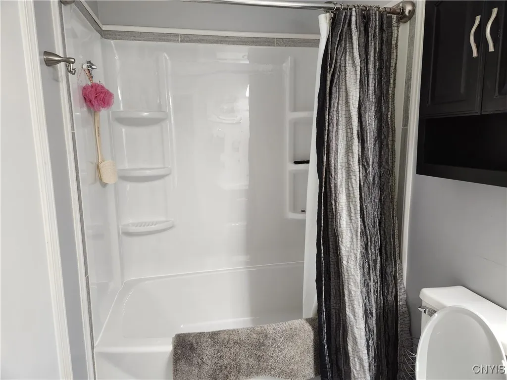 6135 Bethlehem Lane, Cicero, New York 13039, Cicero, New York 13039, 2 Bedrooms Bedrooms, 7 Rooms Rooms,1 BathroomBathrooms,Residential Lease,For Rent,6135 Bethlehem Lane, Cicero, New York 13039,S1629280
