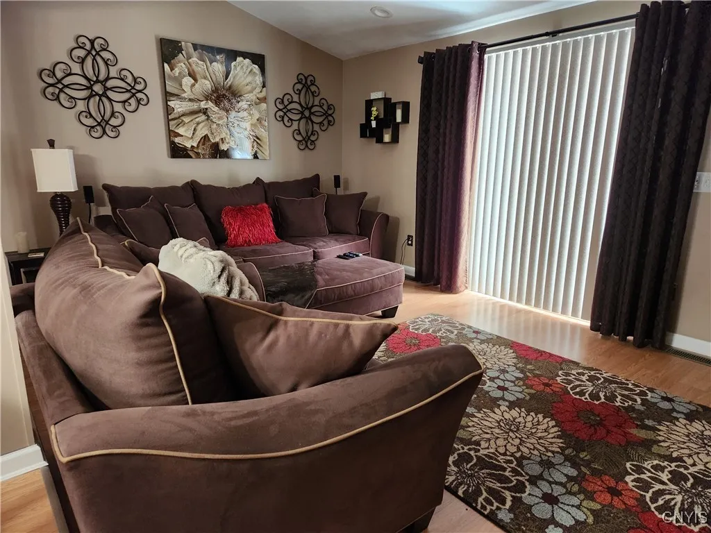 6135 Bethlehem Lane, Cicero, New York 13039, Cicero, New York 13039, 2 Bedrooms Bedrooms, 7 Rooms Rooms,1 BathroomBathrooms,Residential Lease,For Rent,6135 Bethlehem Lane, Cicero, New York 13039,S1629280