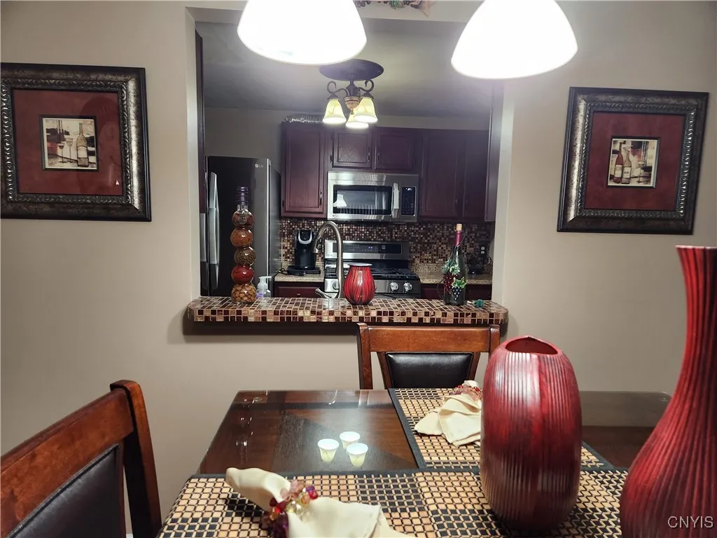 6135 Bethlehem Lane, Cicero, New York 13039, Cicero, New York 13039, 2 Bedrooms Bedrooms, 7 Rooms Rooms,1 BathroomBathrooms,Residential Lease,For Rent,6135 Bethlehem Lane, Cicero, New York 13039,S1629280