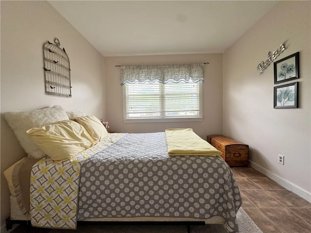 1257 Pennsylvania, Southport, New York 14871, Southport, New York 14871, 3 Bedrooms Bedrooms, 8 Rooms Rooms,1 BathroomBathrooms,Residential,For Sale,1257 Pennsylvania, Southport, New York 14871,R1629046