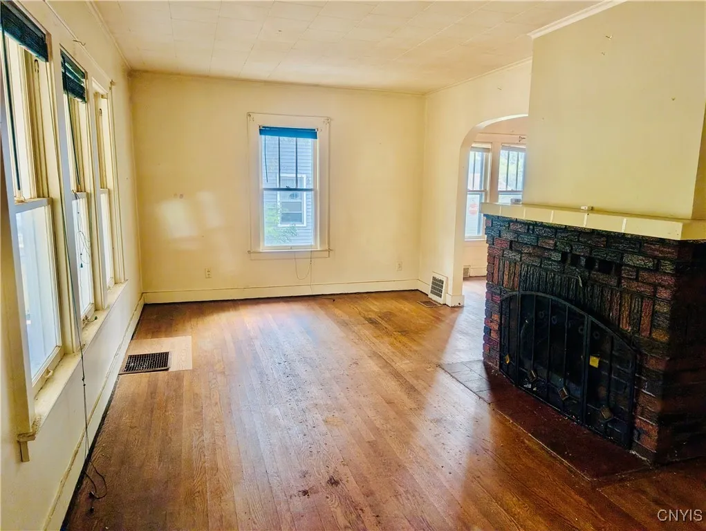 197 Merritt Avenue, Syracuse, New York 13207, Syracuse, New York 13207, 4 Bedrooms Bedrooms, 7 Rooms Rooms,1 BathroomBathrooms,Residential,For Sale,197 Merritt Avenue, Syracuse, New York 13207,S1629195