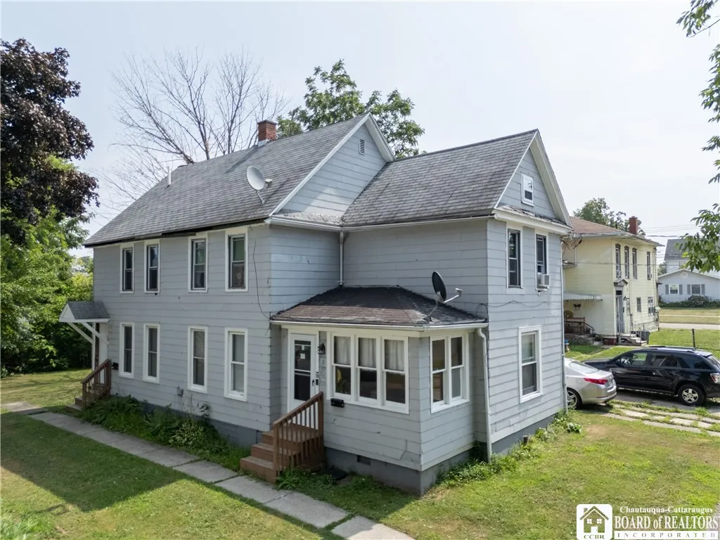 144 Lord Street, Dunkirk, New York 14048, Dunkirk, New York 14048, 4 Bedrooms Bedrooms, ,1 BathroomBathrooms,Residential,For Sale,144 Lord Street, Dunkirk, New York 14048,0,R1629377