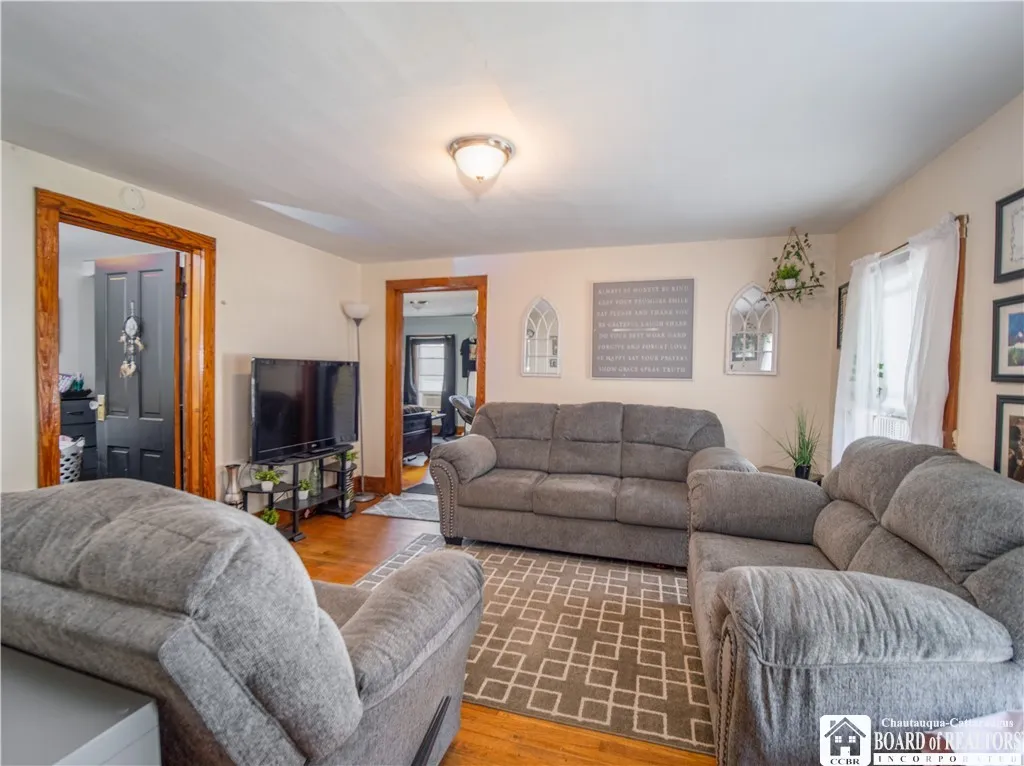 144 Lord Street, Dunkirk, New York 14048, Dunkirk, New York 14048, 4 Bedrooms Bedrooms, ,1 BathroomBathrooms,Residential,For Sale,144 Lord Street, Dunkirk, New York 14048,R1629377