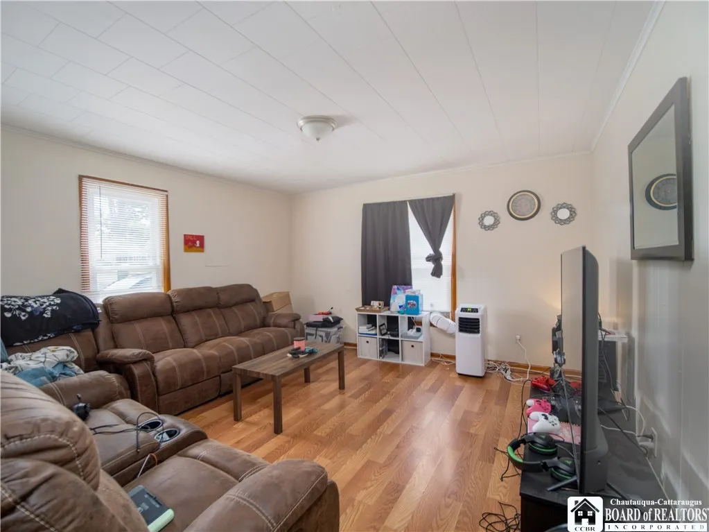 144 Lord Street, Dunkirk, New York 14048, Dunkirk, New York 14048, 4 Bedrooms Bedrooms, ,1 BathroomBathrooms,Residential,For Sale,144 Lord Street, Dunkirk, New York 14048,R1629377