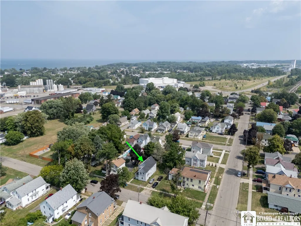 144 Lord Street, Dunkirk, New York 14048, Dunkirk, New York 14048, 4 Bedrooms Bedrooms, ,1 BathroomBathrooms,Residential,For Sale,144 Lord Street, Dunkirk, New York 14048,R1629377