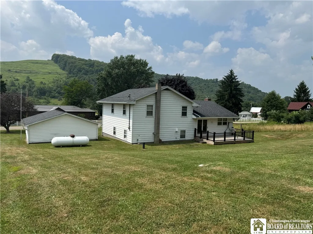 1522 Four Mile Road, Allegany, New York 14706, Allegany, New York 14706, 3 Bedrooms Bedrooms, 11 Rooms Rooms,1 BathroomBathrooms,Residential,For Sale,1522 Four Mile Road, Allegany, New York 14706,R1629371