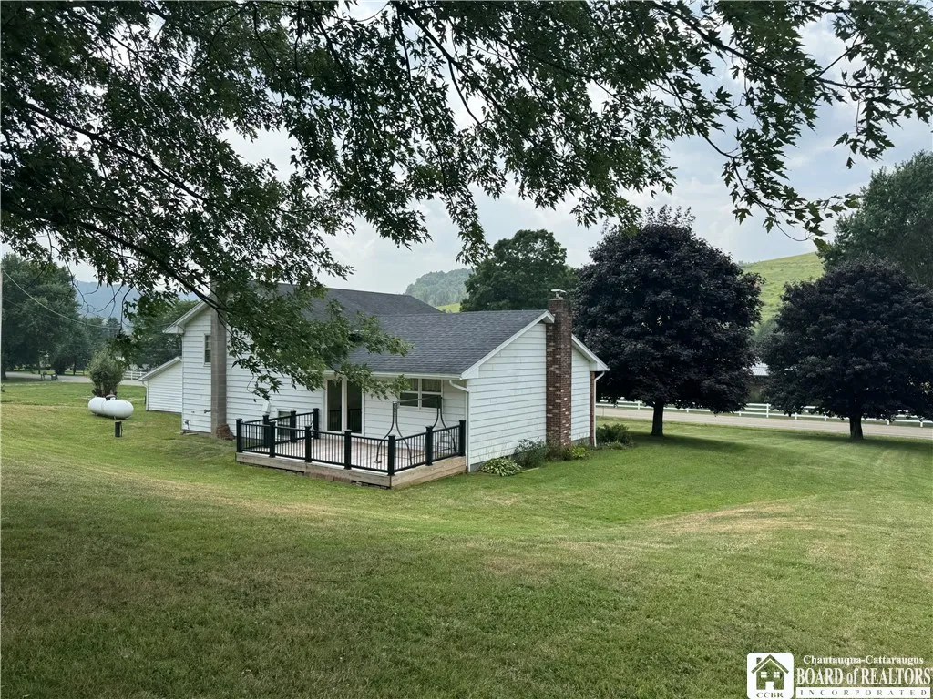 1522 Four Mile Road, Allegany, New York 14706, Allegany, New York 14706, 3 Bedrooms Bedrooms, 11 Rooms Rooms,1 BathroomBathrooms,Residential,For Sale,1522 Four Mile Road, Allegany, New York 14706,R1629371