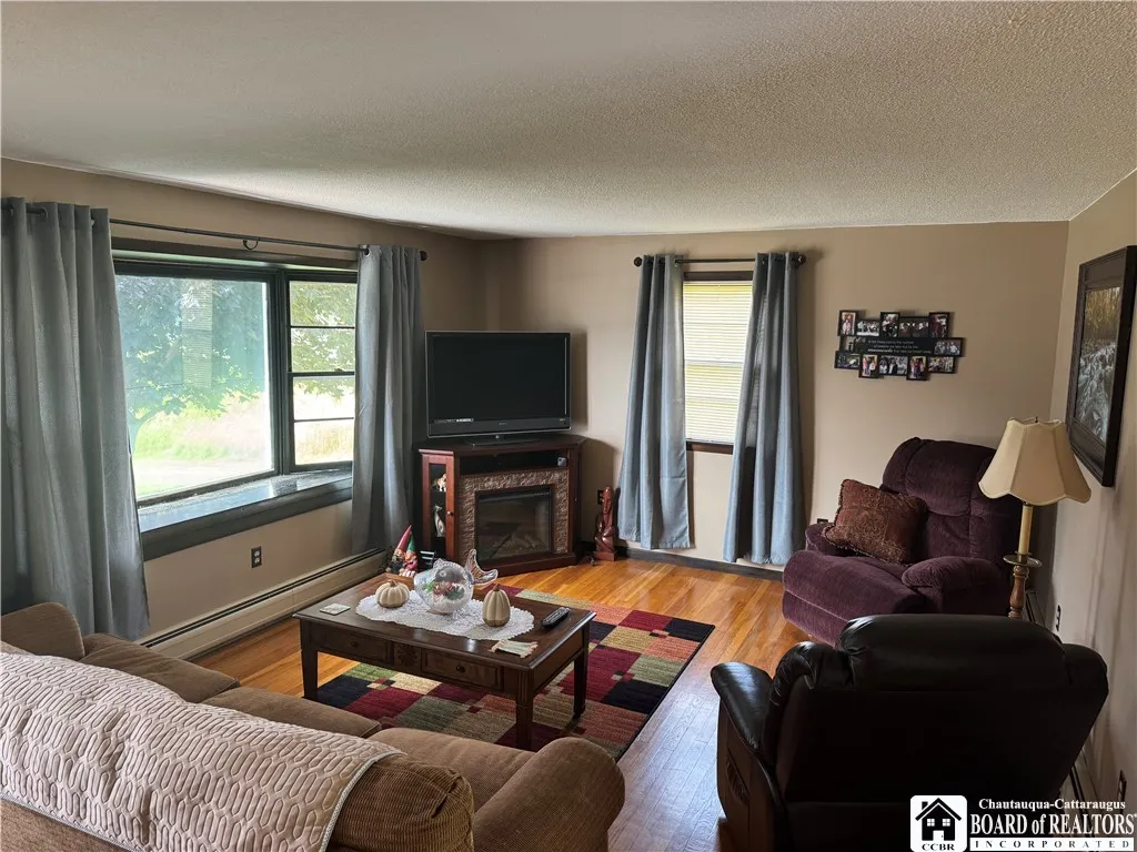 1522 Four Mile Road, Allegany, New York 14706, Allegany, New York 14706, 3 Bedrooms Bedrooms, 11 Rooms Rooms,1 BathroomBathrooms,Residential,For Sale,1522 Four Mile Road, Allegany, New York 14706,R1629371
