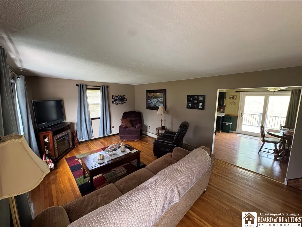 1522 Four Mile Road, Allegany, New York 14706, Allegany, New York 14706, 3 Bedrooms Bedrooms, 11 Rooms Rooms,1 BathroomBathrooms,Residential,For Sale,1522 Four Mile Road, Allegany, New York 14706,R1629371