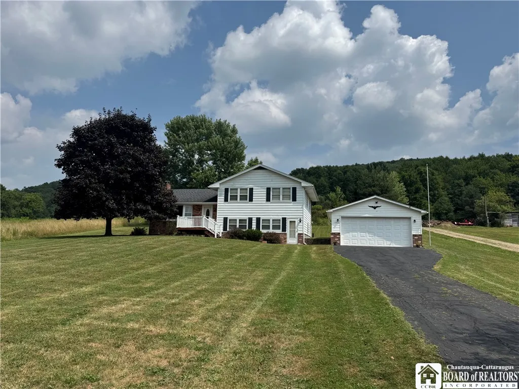 1522 Four Mile Road, Allegany, New York 14706, Allegany, New York 14706, 3 Bedrooms Bedrooms, 11 Rooms Rooms,1 BathroomBathrooms,Residential,For Sale,1522 Four Mile Road, Allegany, New York 14706,R1629371