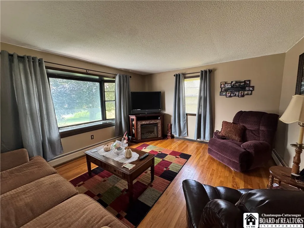 1522 Four Mile Road, Allegany, New York 14706, Allegany, New York 14706, 3 Bedrooms Bedrooms, 11 Rooms Rooms,1 BathroomBathrooms,Residential,For Sale,1522 Four Mile Road, Allegany, New York 14706,R1629371