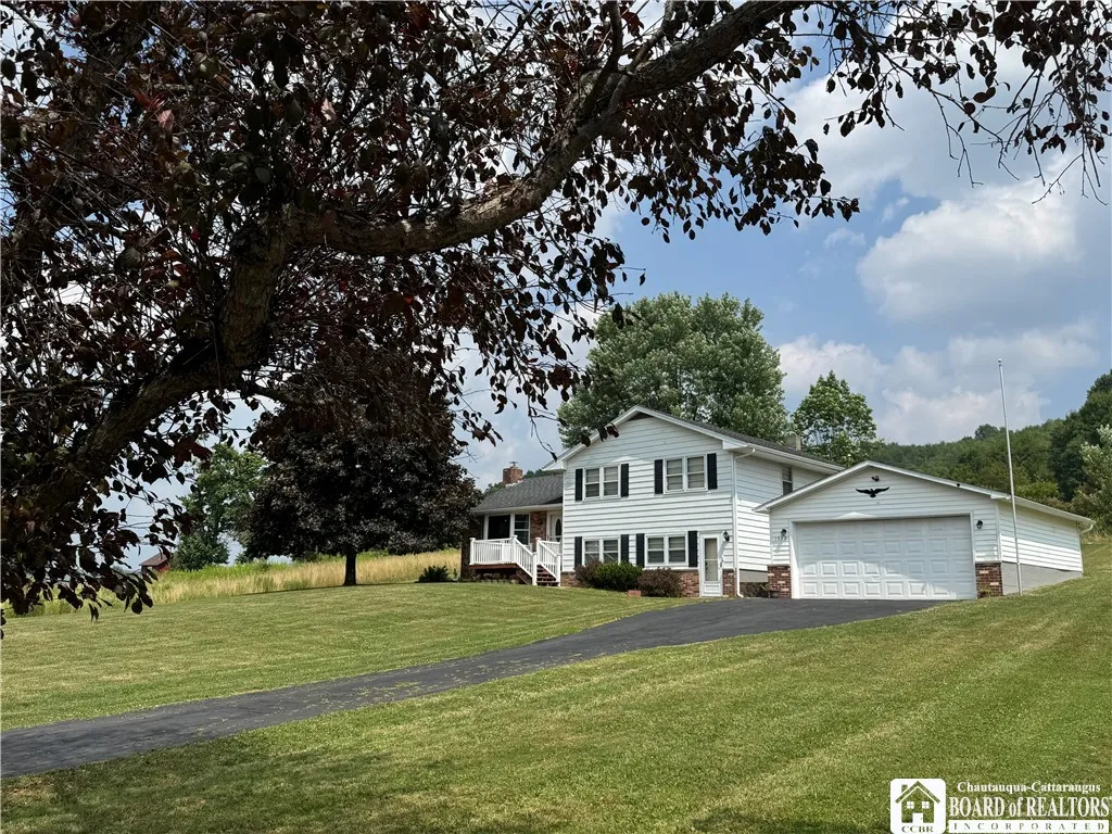 1522 Four Mile Road, Allegany, New York 14706, Allegany, New York 14706, 3 Bedrooms Bedrooms, 11 Rooms Rooms,1 BathroomBathrooms,Residential,For Sale,1522 Four Mile Road, Allegany, New York 14706,R1629371