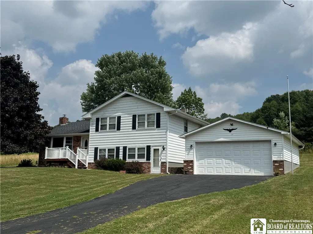 1522 Four Mile Road, Allegany, New York 14706, Allegany, New York 14706, 3 Bedrooms Bedrooms, 11 Rooms Rooms,1 BathroomBathrooms,Residential,For Sale,1522 Four Mile Road, Allegany, New York 14706,R1629371
