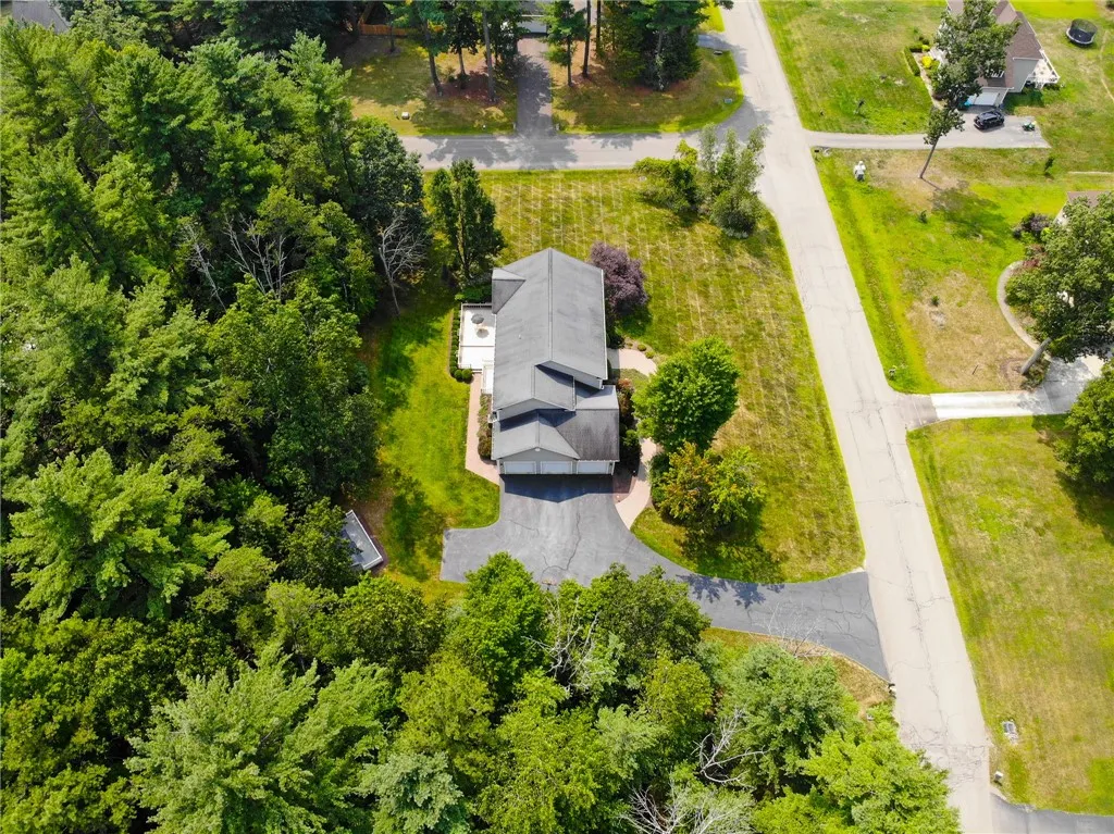16 Woodland Way, Erwin, New York 14870, Erwin, New York 14870, 4 Bedrooms Bedrooms, 12 Rooms Rooms,3 BathroomsBathrooms,Residential,For Sale,16 Woodland Way, Erwin, New York 14870,R1619964