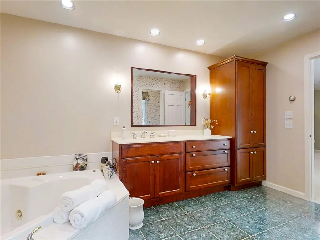 16 Woodland Way, Erwin, New York 14870, Erwin, New York 14870, 4 Bedrooms Bedrooms, 12 Rooms Rooms,3 BathroomsBathrooms,Residential,For Sale,16 Woodland Way, Erwin, New York 14870,R1619964