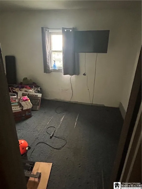40 Martin Road, Jamestown, New York 14701, Jamestown, New York 14701, 2 Bedrooms Bedrooms, 5 Rooms Rooms,1 BathroomBathrooms,Residential,For Sale,40 Martin Road, Jamestown, New York 14701,R1629394