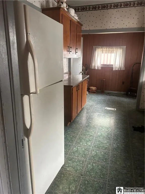 40 Martin Road, Jamestown, New York 14701, Jamestown, New York 14701, 2 Bedrooms Bedrooms, 5 Rooms Rooms,1 BathroomBathrooms,Residential,For Sale,40 Martin Road, Jamestown, New York 14701,R1629394