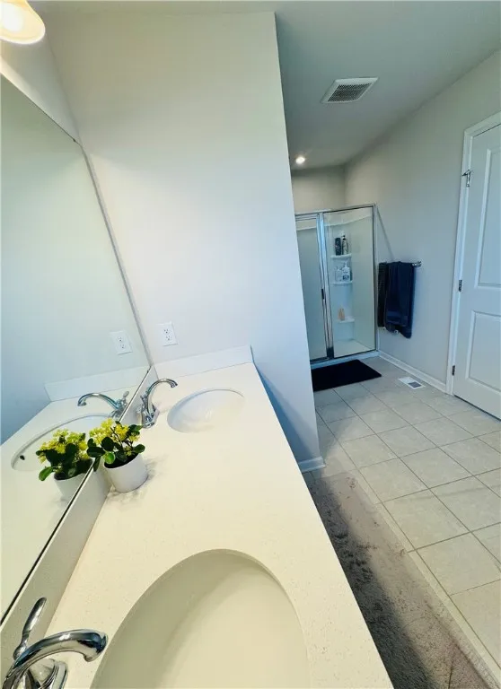 6016 Ivory Dr Drive, Farmington, New York 14425, Farmington, New York 14425, 4 Bedrooms Bedrooms, 7 Rooms Rooms,2 BathroomsBathrooms,Residential,For Sale,6016 Ivory Dr Drive, Farmington, New York 14425,R1629389