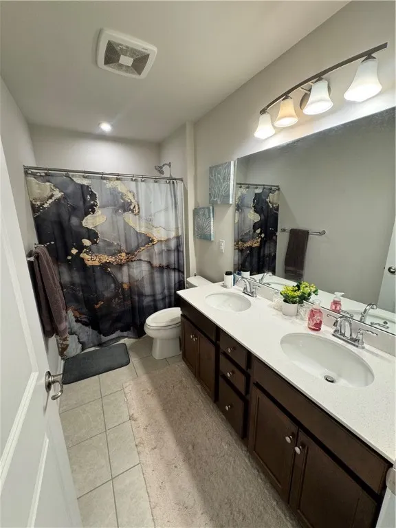 6016 Ivory Dr Drive, Farmington, New York 14425, Farmington, New York 14425, 4 Bedrooms Bedrooms, 7 Rooms Rooms,2 BathroomsBathrooms,Residential,For Sale,6016 Ivory Dr Drive, Farmington, New York 14425,R1629389