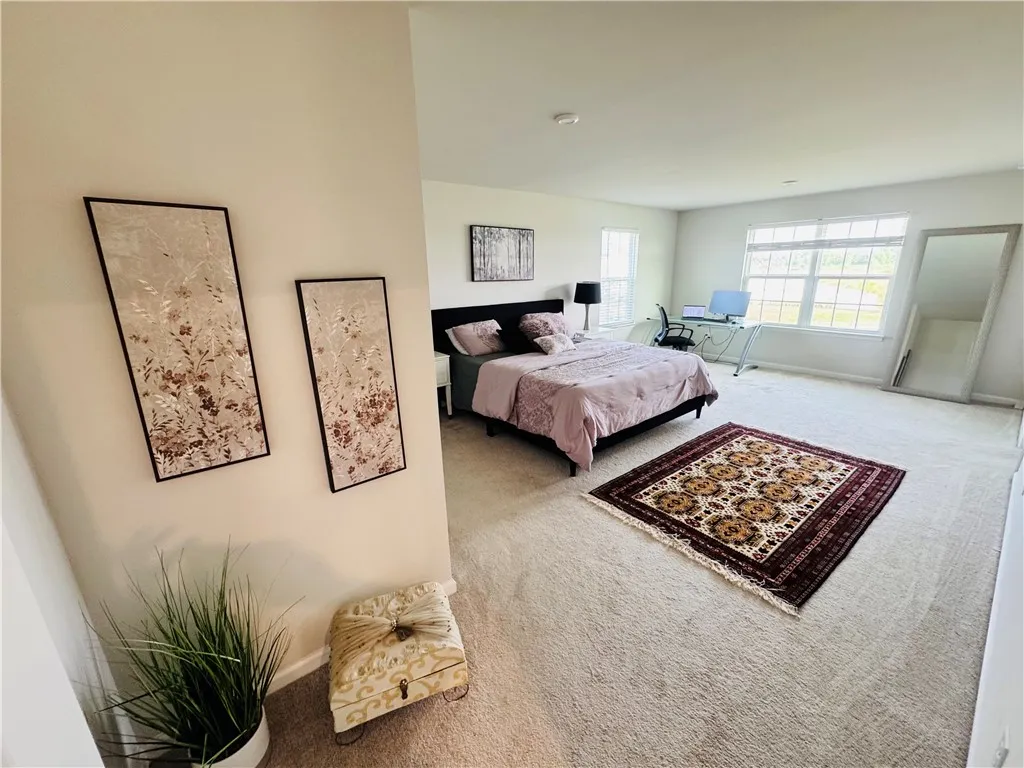 6016 Ivory Dr Drive, Farmington, New York 14425, Farmington, New York 14425, 4 Bedrooms Bedrooms, 7 Rooms Rooms,2 BathroomsBathrooms,Residential,For Sale,6016 Ivory Dr Drive, Farmington, New York 14425,R1629389