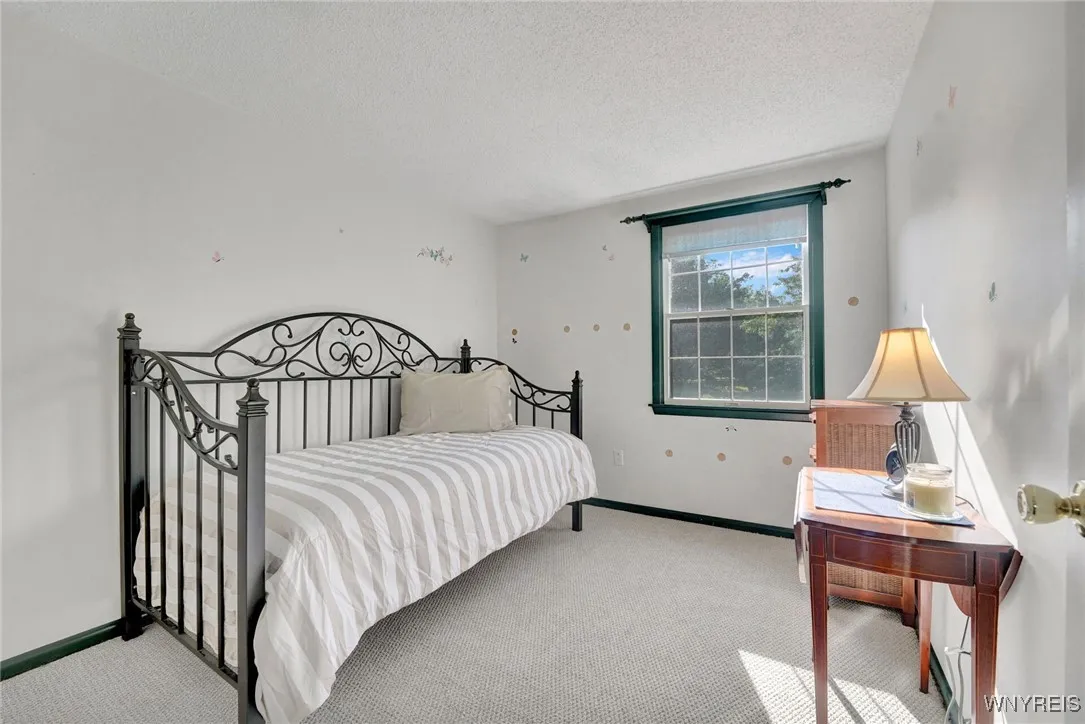 144 Stepping Stone Lane, Orchard Park, New York 14, Orchard Park, New York 14127, 3 Bedrooms Bedrooms, 8 Rooms Rooms,1 BathroomBathrooms,Residential,For Sale,144 Stepping Stone Lane, Orchard Park, New York 14,B1629193