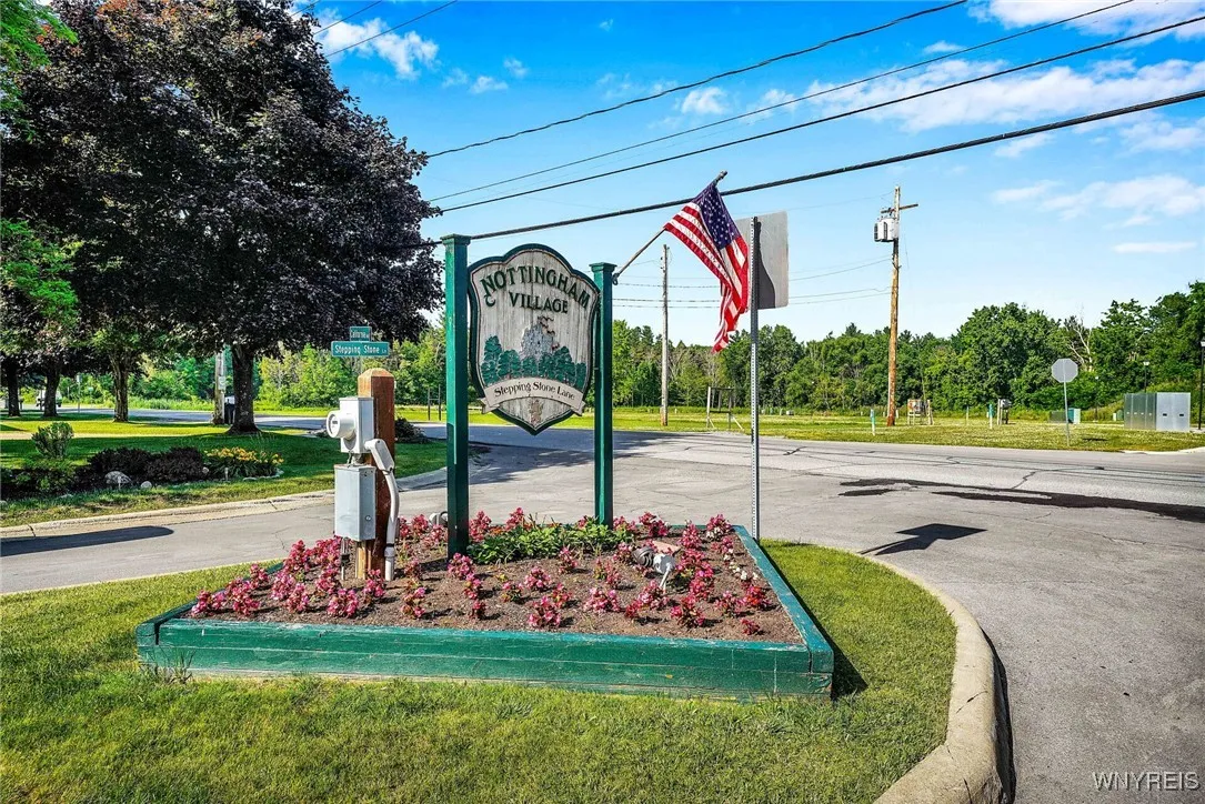 144 Stepping Stone Lane, Orchard Park, New York 14, Orchard Park, New York 14127, 3 Bedrooms Bedrooms, 8 Rooms Rooms,1 BathroomBathrooms,Residential,For Sale,144 Stepping Stone Lane, Orchard Park, New York 14,B1629193