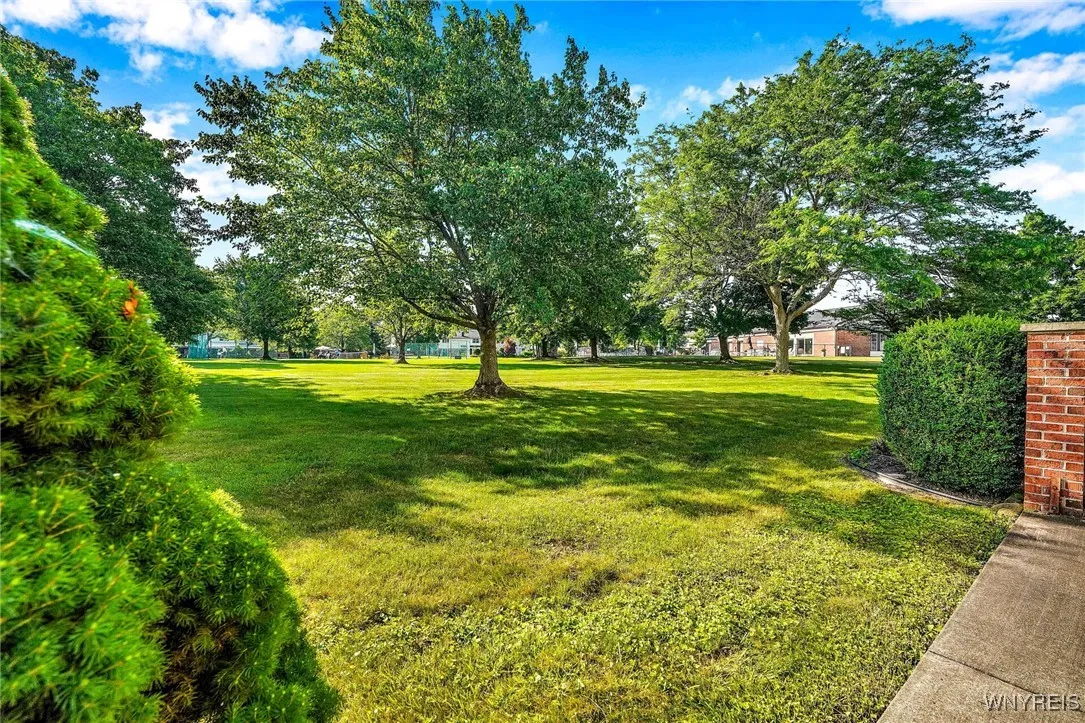 144 Stepping Stone Lane, Orchard Park, New York 14, Orchard Park, New York 14127, 3 Bedrooms Bedrooms, 8 Rooms Rooms,1 BathroomBathrooms,Residential,For Sale,144 Stepping Stone Lane, Orchard Park, New York 14,B1629193
