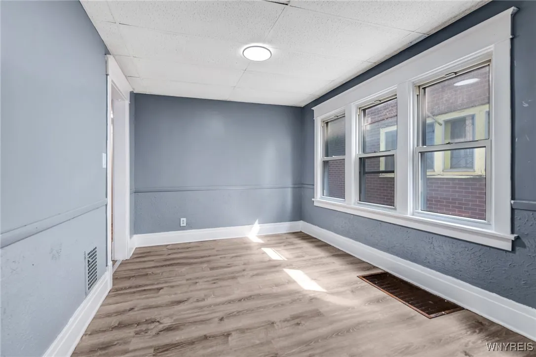 462 Berkshire Avenue, Buffalo, New York 14215, Buffalo, New York 14215, 4 Bedrooms Bedrooms, ,2 BathroomsBathrooms,Residential,For Sale,462 Berkshire Avenue, Buffalo, New York 14215,B1629400
