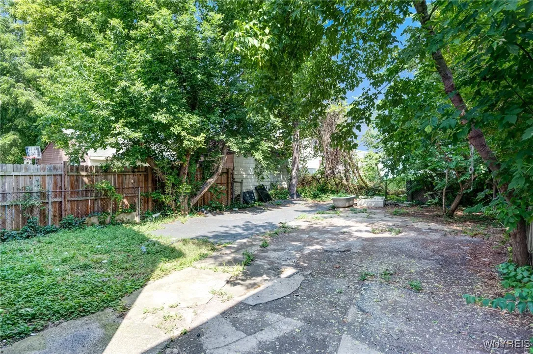 462 Berkshire Avenue, Buffalo, New York 14215, Buffalo, New York 14215, 4 Bedrooms Bedrooms, ,2 BathroomsBathrooms,Residential,For Sale,462 Berkshire Avenue, Buffalo, New York 14215,B1629400