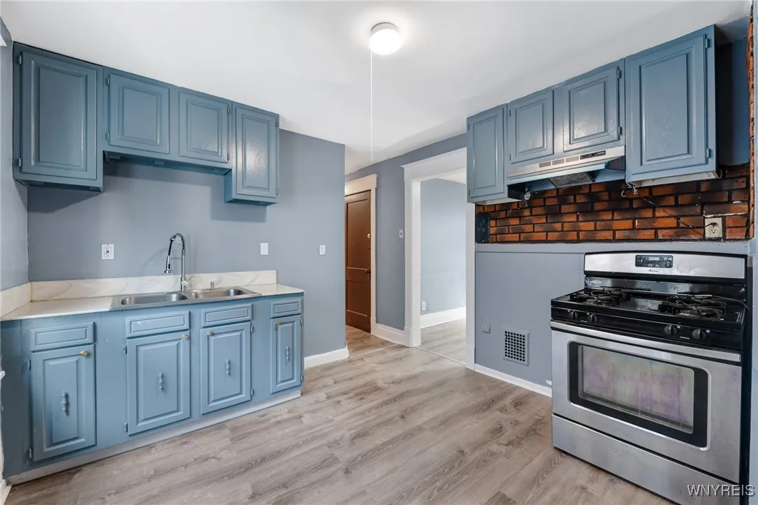 462 Berkshire Avenue, Buffalo, New York 14215, Buffalo, New York 14215, 4 Bedrooms Bedrooms, ,2 BathroomsBathrooms,Residential,For Sale,462 Berkshire Avenue, Buffalo, New York 14215,B1629400