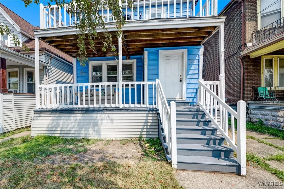 462 Berkshire Avenue, Buffalo, New York 14215, Buffalo, New York 14215, 4 Bedrooms Bedrooms, ,2 BathroomsBathrooms,Residential,For Sale,462 Berkshire Avenue, Buffalo, New York 14215,B1629400