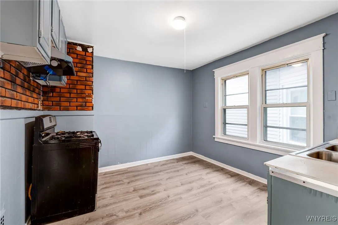 462 Berkshire Avenue, Buffalo, New York 14215, Buffalo, New York 14215, 4 Bedrooms Bedrooms, ,2 BathroomsBathrooms,Residential,For Sale,462 Berkshire Avenue, Buffalo, New York 14215,B1629400