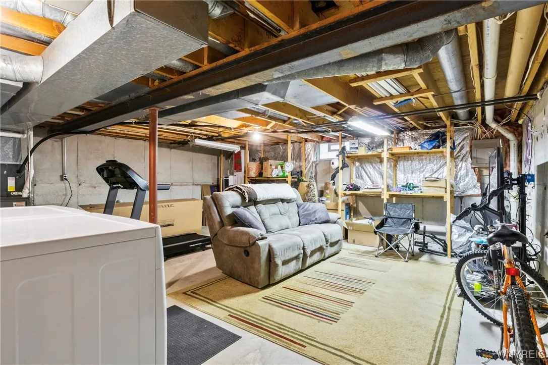 3915 Bowen Road 76, Lancaster, New York 14086, Lancaster, New York 14086, 2 Bedrooms Bedrooms, 5 Rooms Rooms,1 BathroomBathrooms,Residential,Closed,3915 Bowen Road 76, Lancaster, New York 14086,0,B1629395