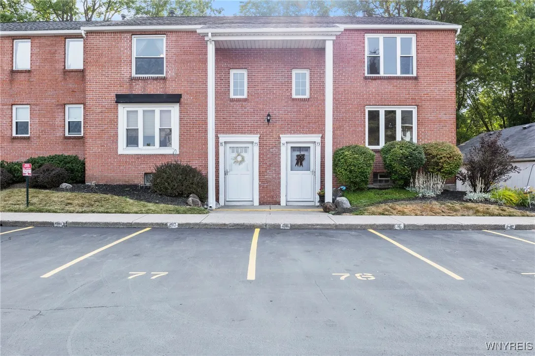 3915 Bowen Road 76, Lancaster, New York 14086, Lancaster, New York 14086, 2 Bedrooms Bedrooms, 5 Rooms Rooms,1 BathroomBathrooms,Residential,Closed,3915 Bowen Road 76, Lancaster, New York 14086,0,B1629395