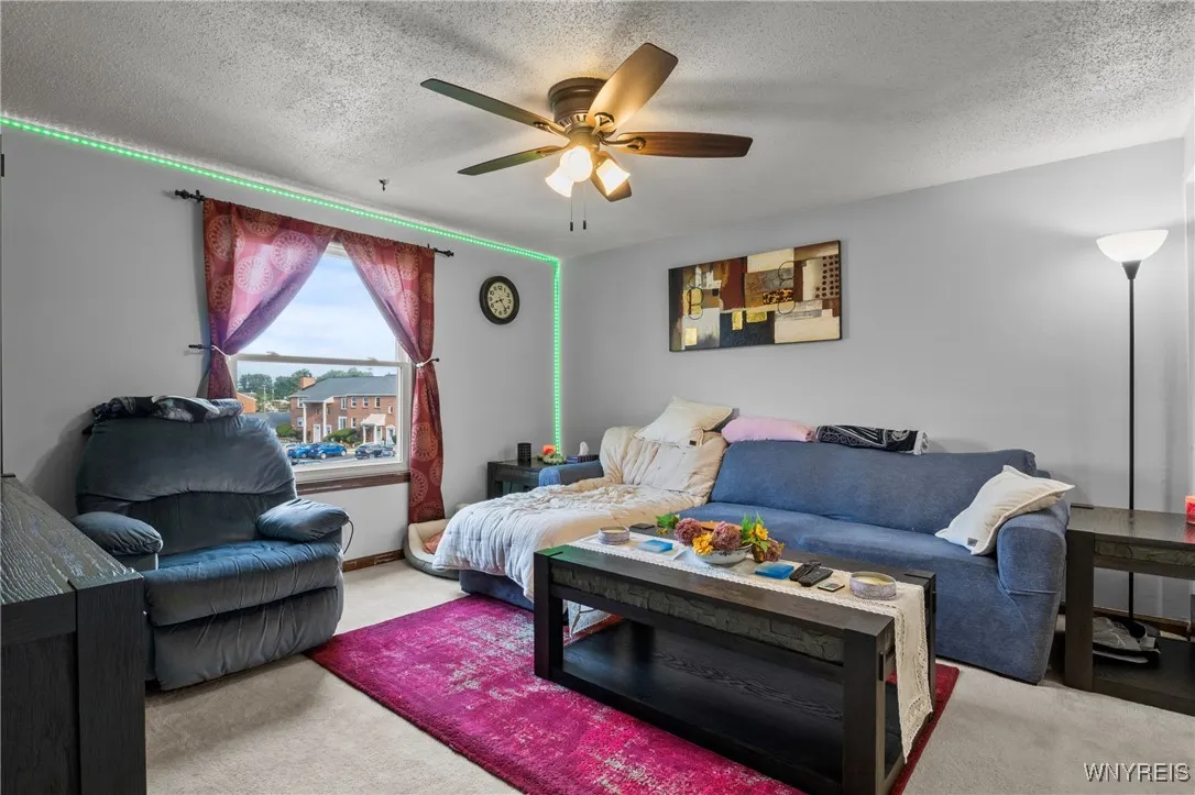 3915 Bowen Road 76, Lancaster, New York 14086, Lancaster, New York 14086, 2 Bedrooms Bedrooms, 5 Rooms Rooms,1 BathroomBathrooms,Residential,Closed,3915 Bowen Road 76, Lancaster, New York 14086,0,B1629395