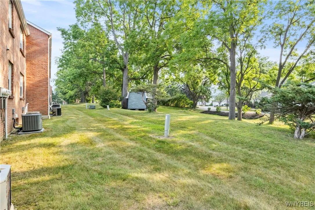 3915 Bowen Road 76, Lancaster, New York 14086, Lancaster, New York 14086, 2 Bedrooms Bedrooms, 5 Rooms Rooms,1 BathroomBathrooms,Residential,Closed,3915 Bowen Road 76, Lancaster, New York 14086,0,B1629395