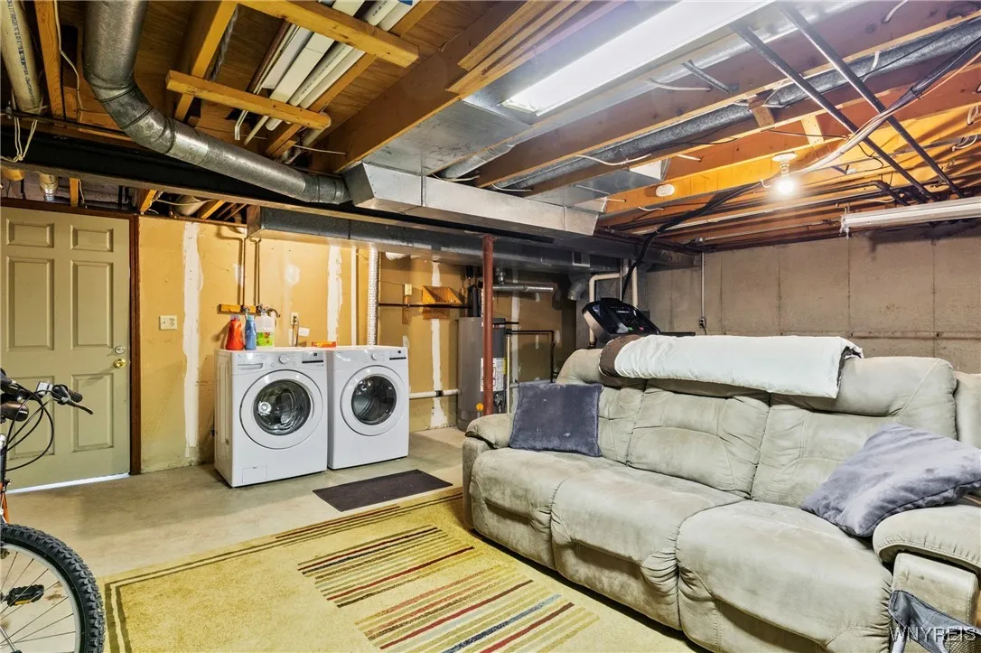 3915 Bowen Road 76, Lancaster, New York 14086, Lancaster, New York 14086, 2 Bedrooms Bedrooms, 5 Rooms Rooms,1 BathroomBathrooms,Residential,Closed,3915 Bowen Road 76, Lancaster, New York 14086,0,B1629395