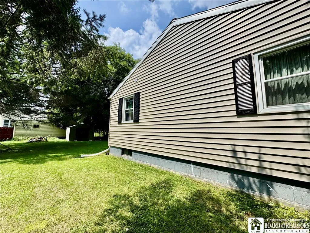 1725 Park Street, Olean, New York 14760, Olean, New York 14760, 2 Bedrooms Bedrooms, 5 Rooms Rooms,1 BathroomBathrooms,Residential,Closed,1725 Park Street, Olean, New York 14760,0,R1628617