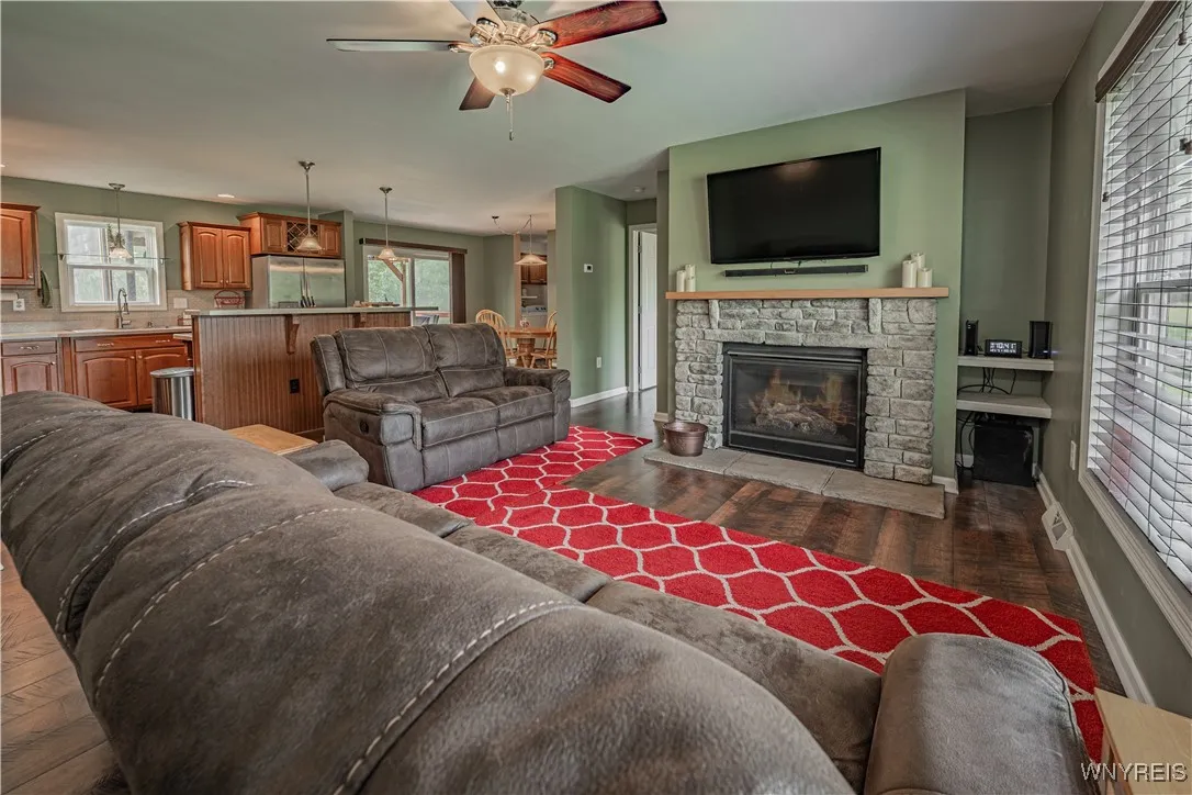 3857 Irish Road, Wilson, New York 14172, Wilson, New York 14172, 3 Bedrooms Bedrooms, 9 Rooms Rooms,2 BathroomsBathrooms,Residential,Closed,3857 Irish Road, Wilson, New York 14172,0,B1629383