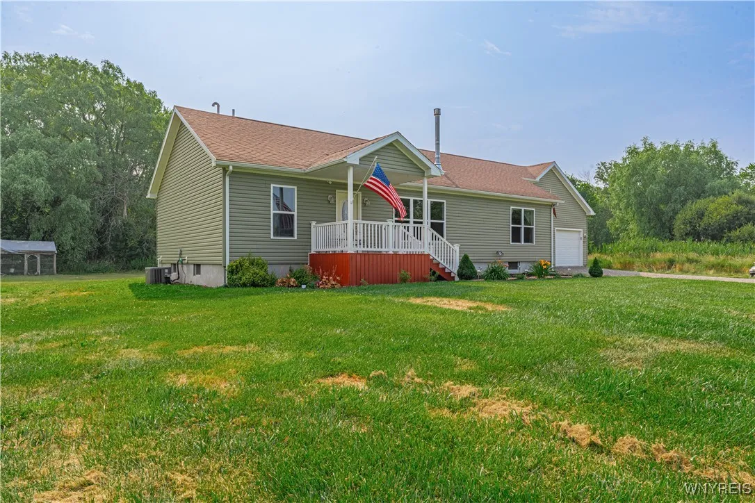 3857 Irish Road, Wilson, New York 14172, Wilson, New York 14172, 3 Bedrooms Bedrooms, 9 Rooms Rooms,2 BathroomsBathrooms,Residential,Closed,3857 Irish Road, Wilson, New York 14172,0,B1629383