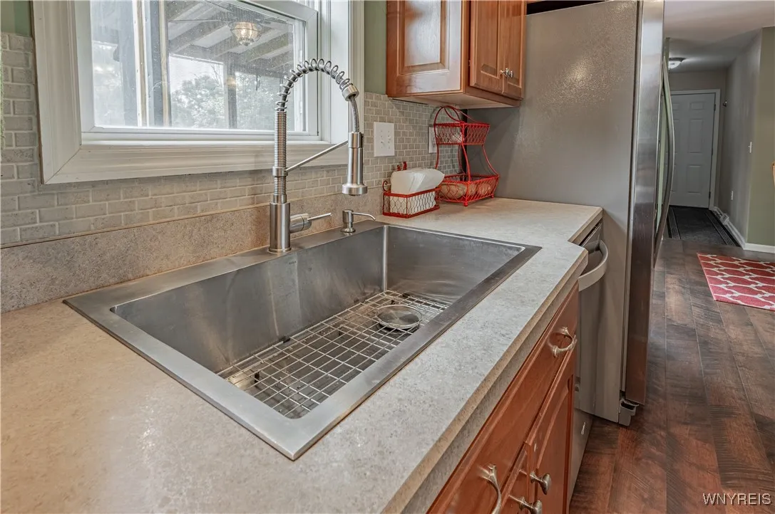 3857 Irish Road, Wilson, New York 14172, Wilson, New York 14172, 3 Bedrooms Bedrooms, 9 Rooms Rooms,2 BathroomsBathrooms,Residential,Closed,3857 Irish Road, Wilson, New York 14172,0,B1629383